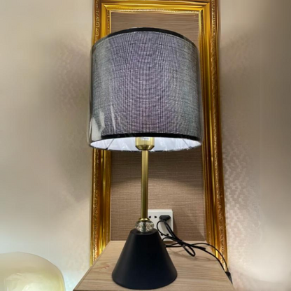 T3152 Table Lamp