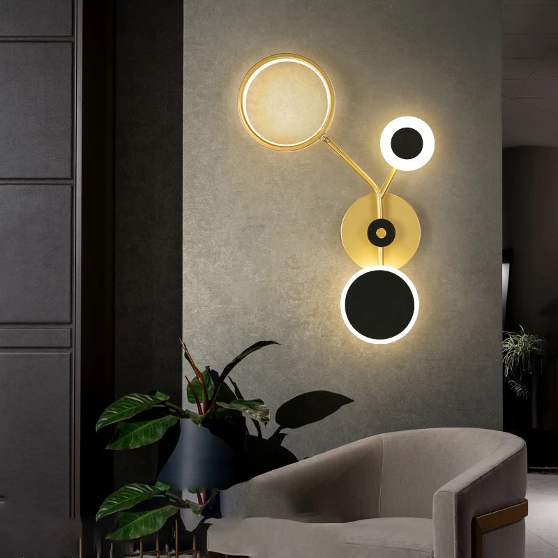 Glam-Style Golden Metal Wall Light - Sparc Lights