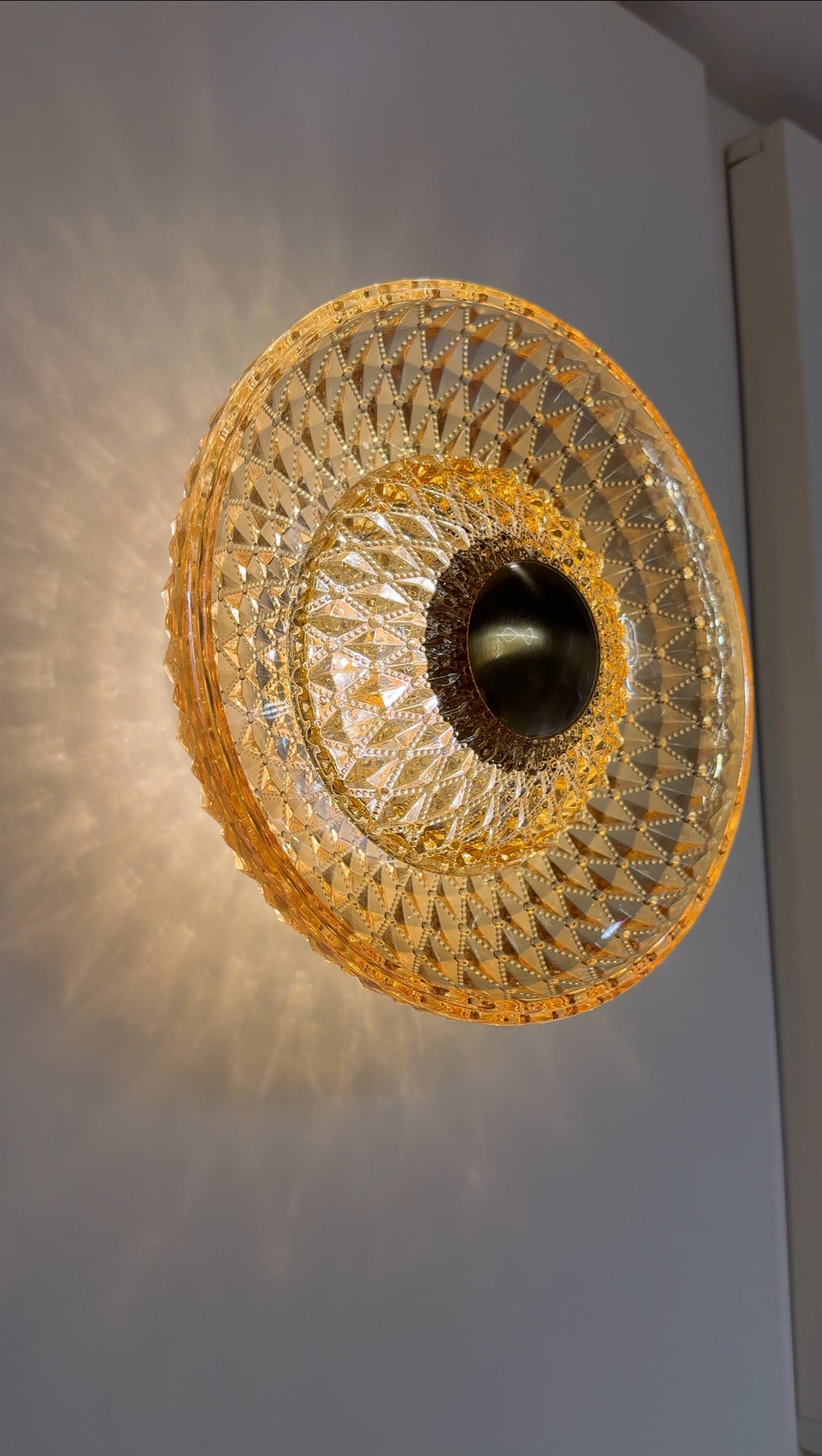 Double Glass Plates Wall Mounted Amber LED Light